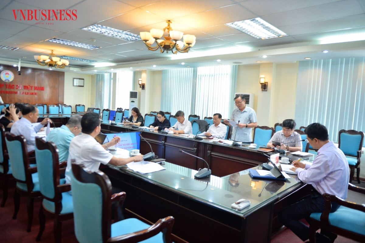 Toàn cảnh phiên họp.