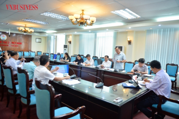 Toàn cảnh phiên họp.