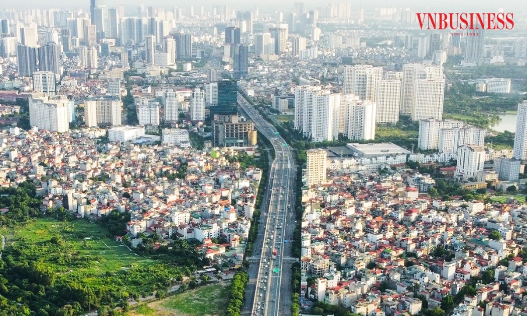 Thấy gì khi loạt ông lớn ‘tay ngang’ lấn sân bất động sản?