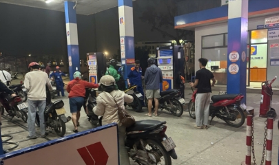 Giá xăng vượt 30.000 đồng/lít từ đêm 19/3.