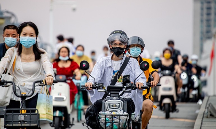 Thủ tướng yêu cầu đẩy nhanh chuyển đổi xe điện