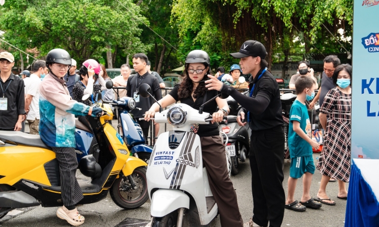 Điện hóa giao thông: Xe điện “lên ngôi” dưới áp lực chi phí nhiên liệu
