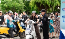 Xe điện dần trở thành lựa chọn phổ biến khi áp lực nhiên liệu ngày càng lớn.