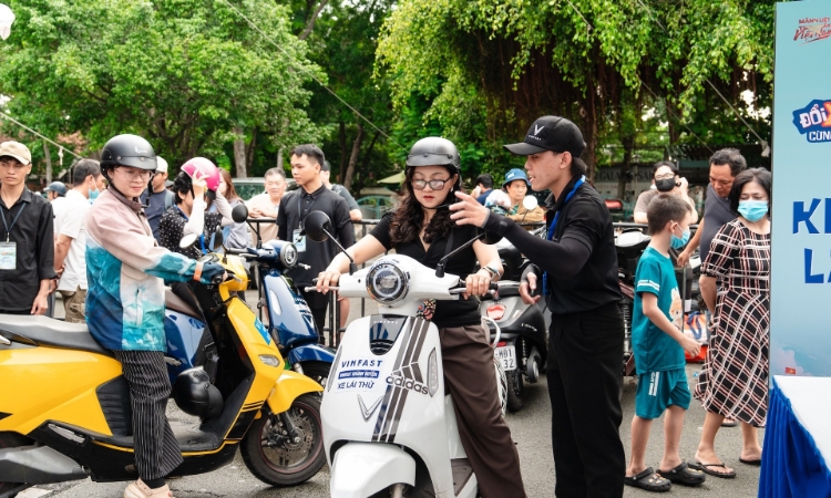 Điện hóa giao thông: Xe điện “lên ngôi” dưới áp lực chi phí nhiên liệu