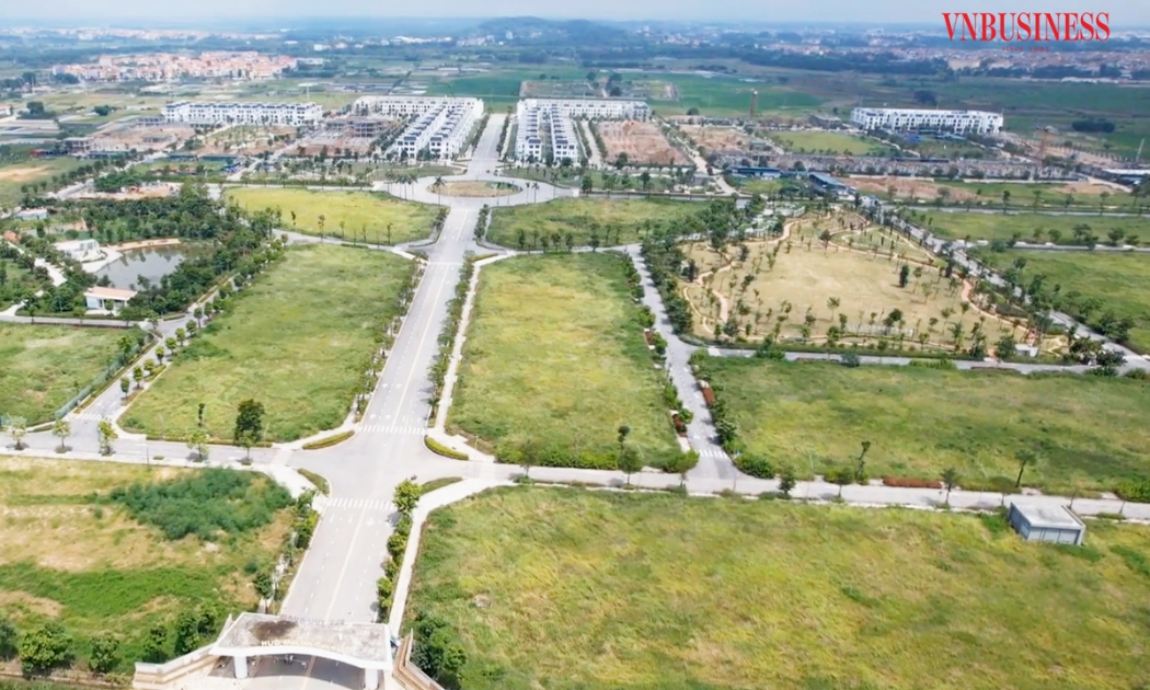 Nhà đất ven Vành đai 4: Sóng giá dâng cao, thanh khoản vẫn dò đáy