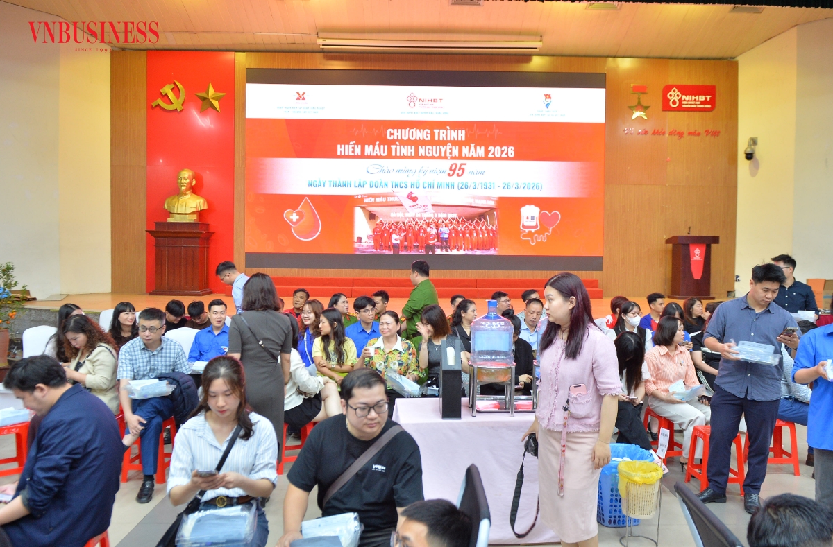 Toàn cảnh chương trình hiến máu tình nguyện.