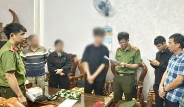 Đường dây mã độc do học sinh lớp 12 cầm đầu vận hành ra sao?