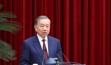 Bế mạc Hội nghị lần thứ hai Ban Chấp hành Trung ương Đảng khoá XIV