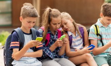 Mô hình kinh doanh mạng xã hội đối diện thách thức