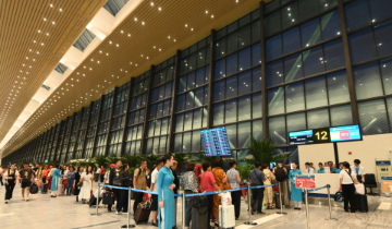 Giá nhiên liệu tăng: Hàng không thu hẹp hoạt động, người dân tính lại kế hoạch nghỉ lễ 30/4