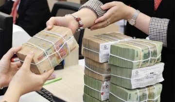 Lãi suất vay sản xuất “nhảy múa”, doanh nghiệp gồng mình gánh áp lực chi phí