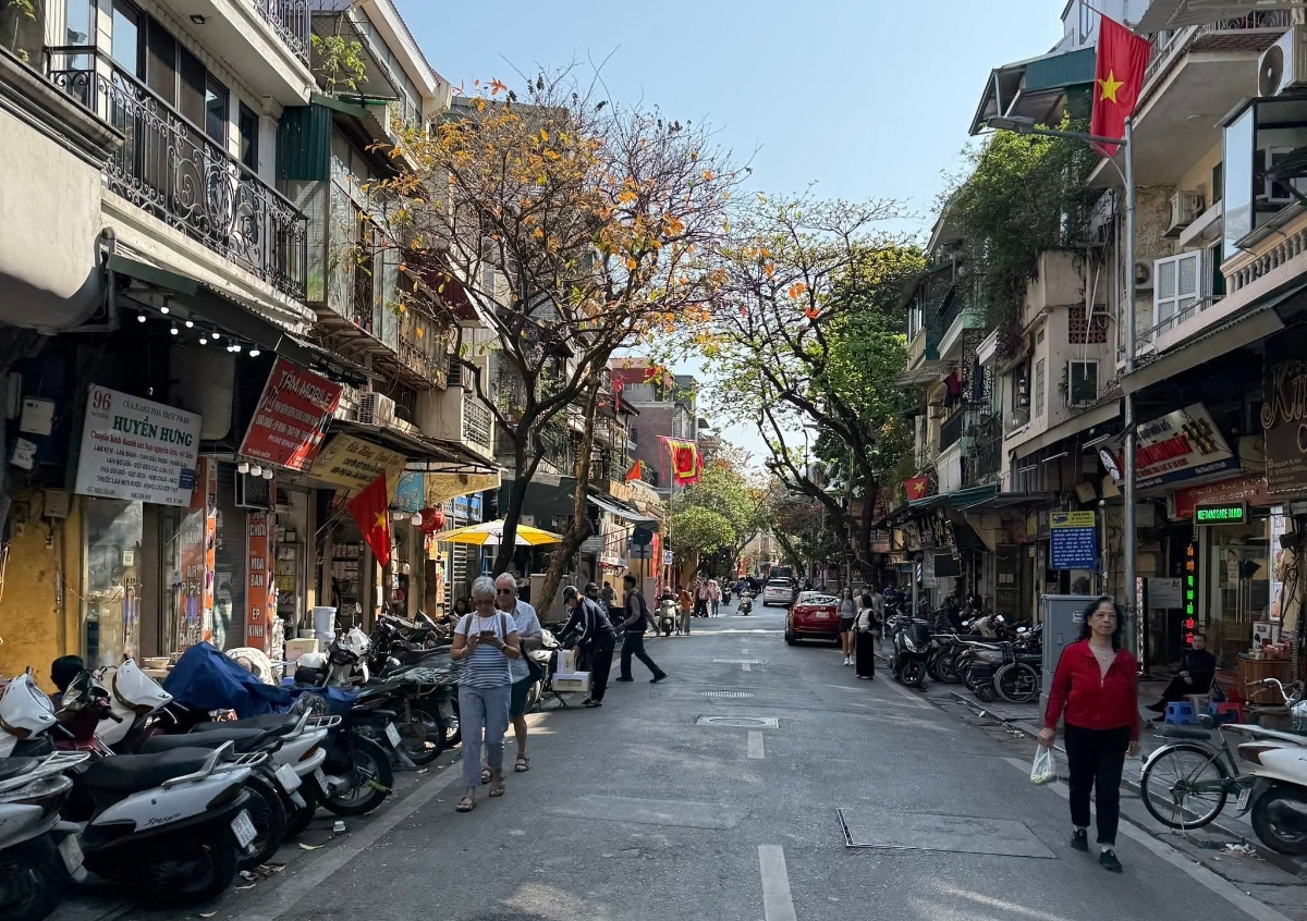 Giá nhà thổ cư leo thang nhưng thanh khoản không mấy khả quan (Ảnh: Anh Tuấn)