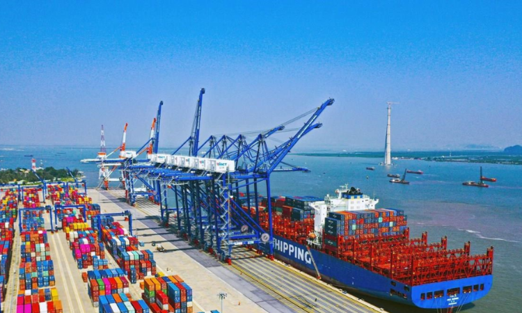 Bảo hiểm chiến tranh không còn là lựa chọn của doanh nghiệp