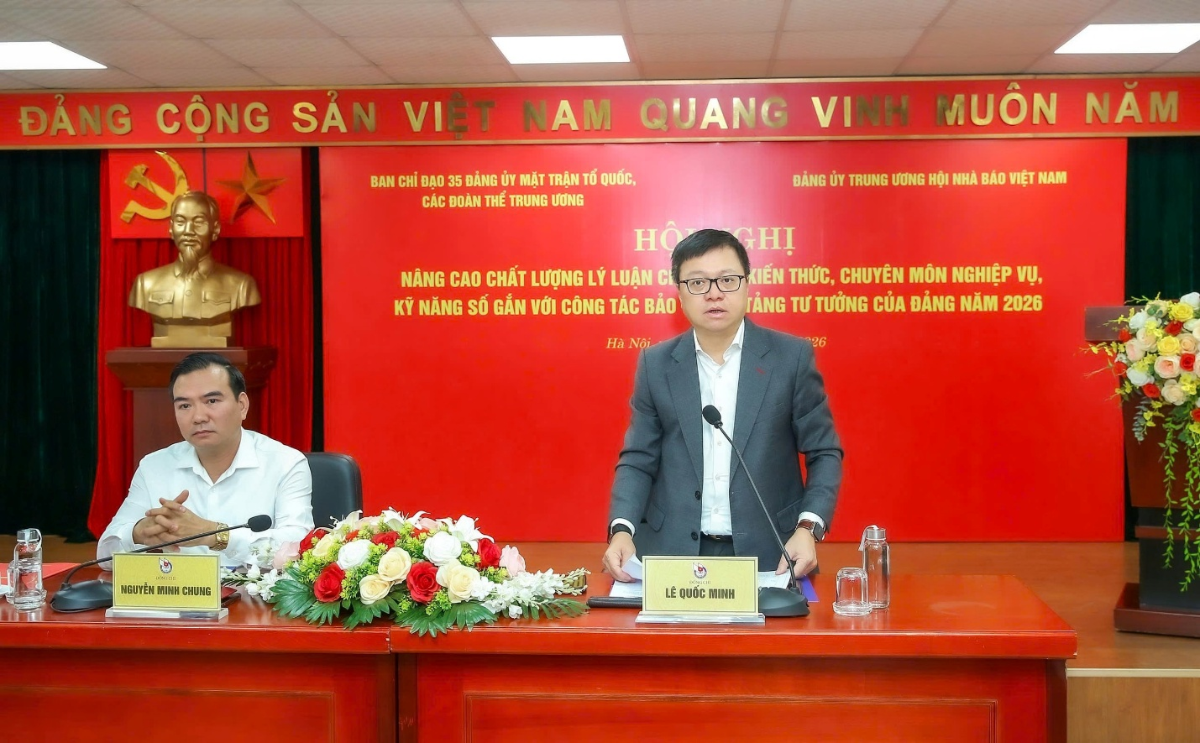 Ông Lê Quốc Minh, Ủy viên Trung ương Đảng, Phó Trưởng Ban Tuyên giáo và Dân vận Trung ương, Tổng Biên tập Báo Nhân Dân, Chủ tịch Hội Nhà báo Việt Nam phát biểu.