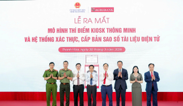 Agribank triển khai Kiosk thông minh xử lý hồ sơ chỉ còn vài phút