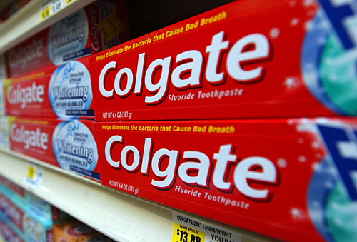Colgate đối mặt kiện tụng liên quan sản phẩm dành cho trẻ em.