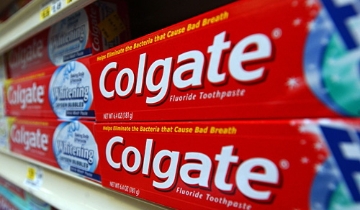 Vụ kiện Colgate: Cảnh báo mới với ngành hàng tiêu dùng