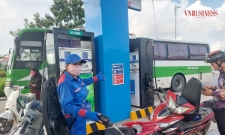 Các doanh nghiệp kinh doanh xăng dầu đảm bảo nguồn cung cho người dân.