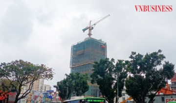 Đại gia ngành xây dựng giữa ngã ba đường