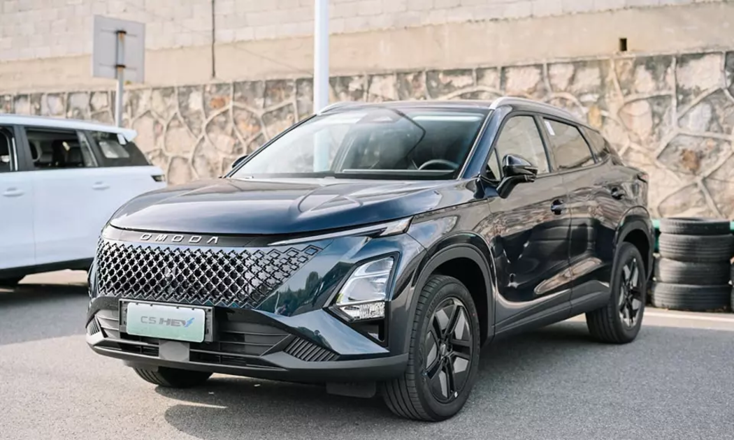 Người tiêu dùng bắt đầu chuyển hướng sang xe tiết kiệm nhiên liệu