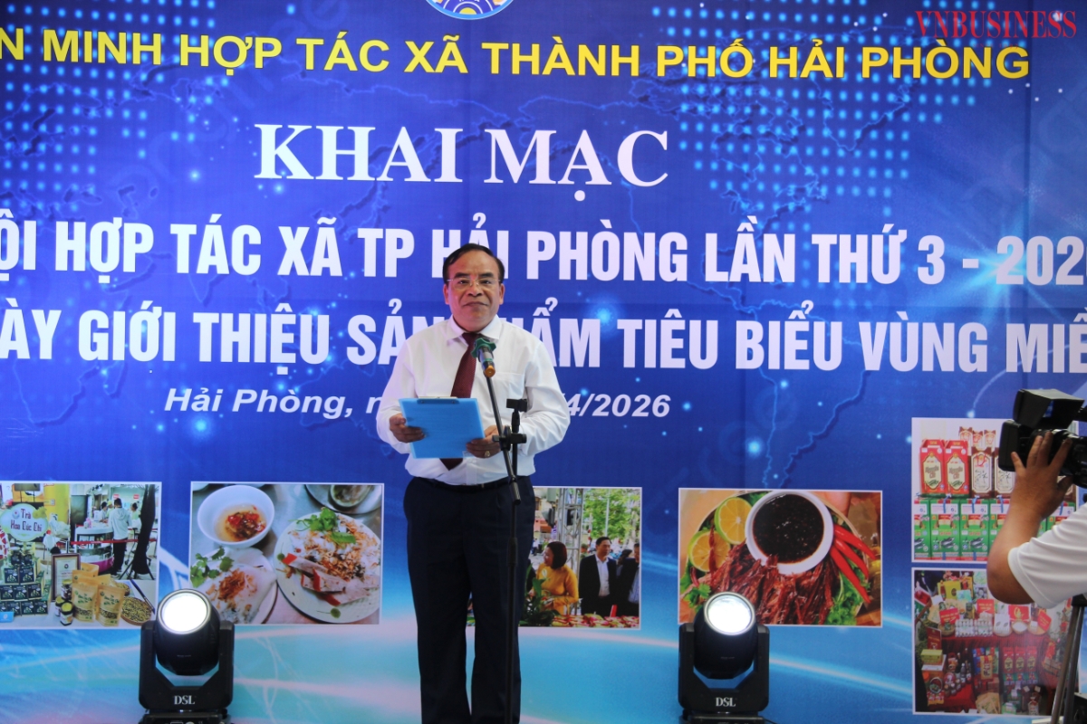 Ông Ngô Ngọc Khánh phát biểu khai mạc tại Ngày hội HTX.