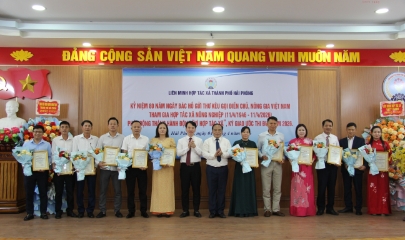 Các HTX có thành tích xuất sắc đều được biểu dương, khen thưởng kịp thời.