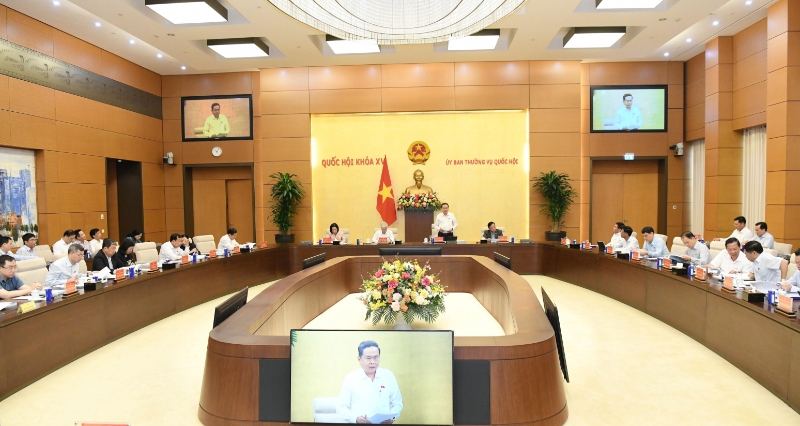 TĂNG TRƯỞNG “2 CON SỐ”: PHÉP THỬ THỂ CHẾ VÀ TRỌNG TRÁCH CỦA QUỐC HỘI KHÓA XVI