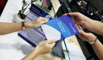 Lãi suất chứng chỉ tiền gửi “vượt mặt” tiết kiệm