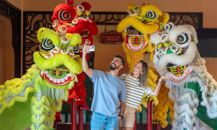 NCB tiên phong cung cấp giải pháp thanh toán qua mã QR dành cho khách từ Hàn Quốc, Trung Quốc, Thái Lan, Lào, Campuchia