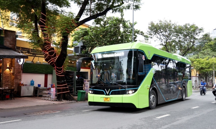 Hà Nội sẽ tối đa hóa tỉ lệ xe buýt xanh trong khu vực vành đai 1