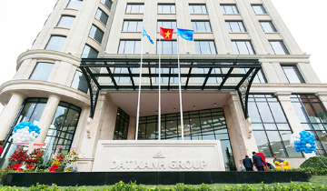 Đất Xanh “mẹ lỗ, con gánh”: Lợi nhuận lệch pha gây sốc, nhà đầu tư hoang mang