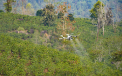 Thiết bị bay không người lái thử nghiệm trong canh tác nông nghiệp.