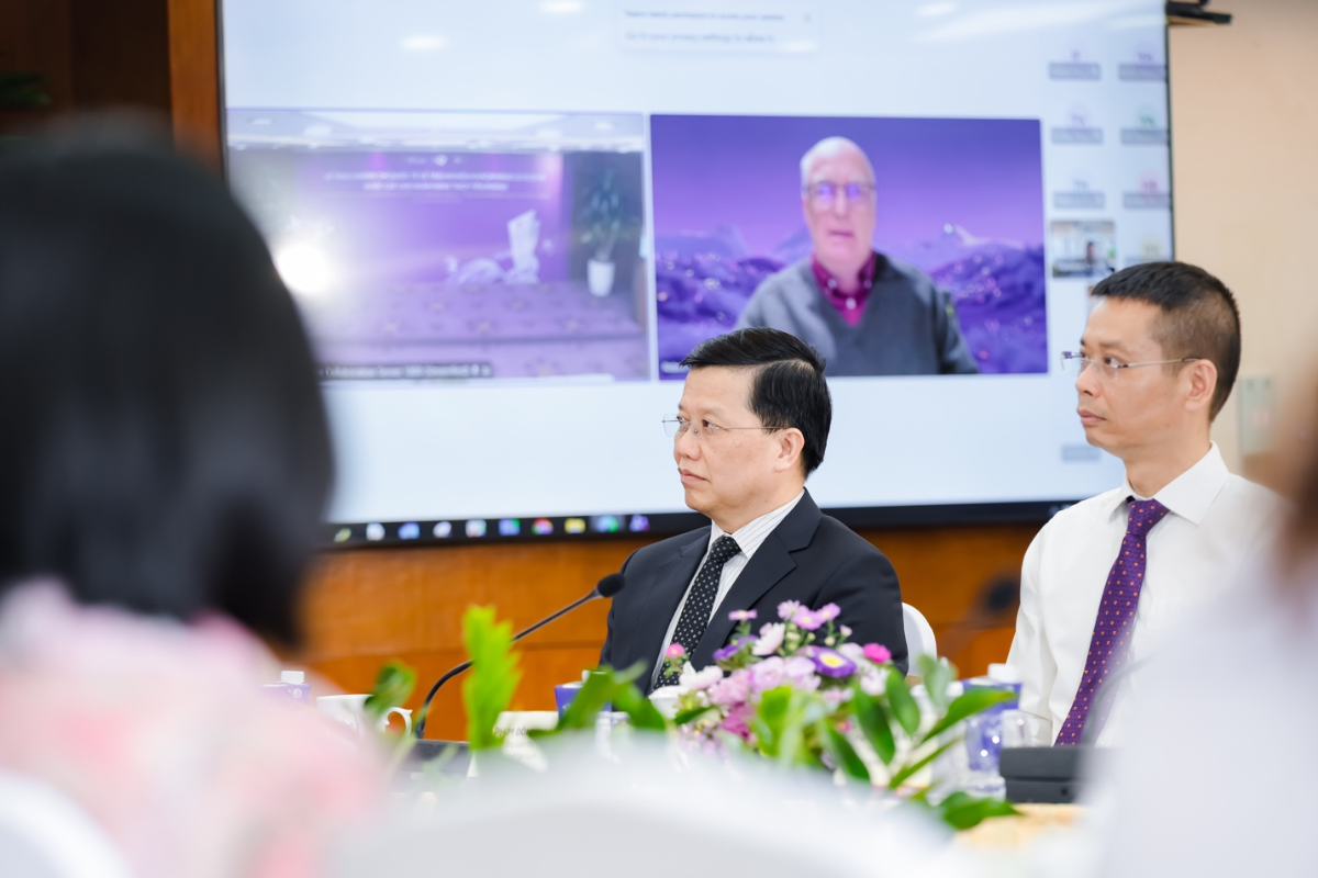 Ông Inayat Farugui, chuyên gia của BSI Global, đánh giá hệ thống của TPBank gây ấn tượng bởi sự đồng bộ và hiệu quả trong triển khai.