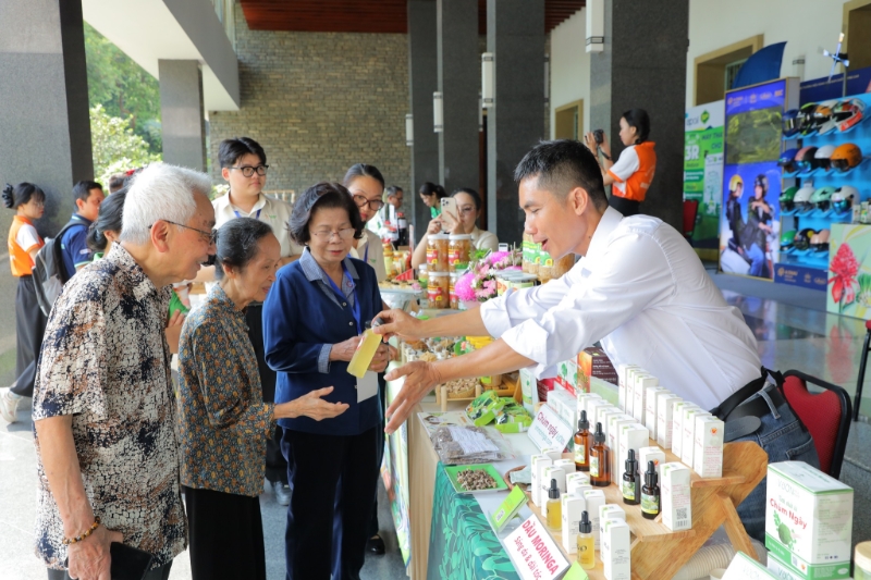 “Làm ra niềm tin”: Con đường nâng tầm thương hiệu quốc gia cho hàng Việt