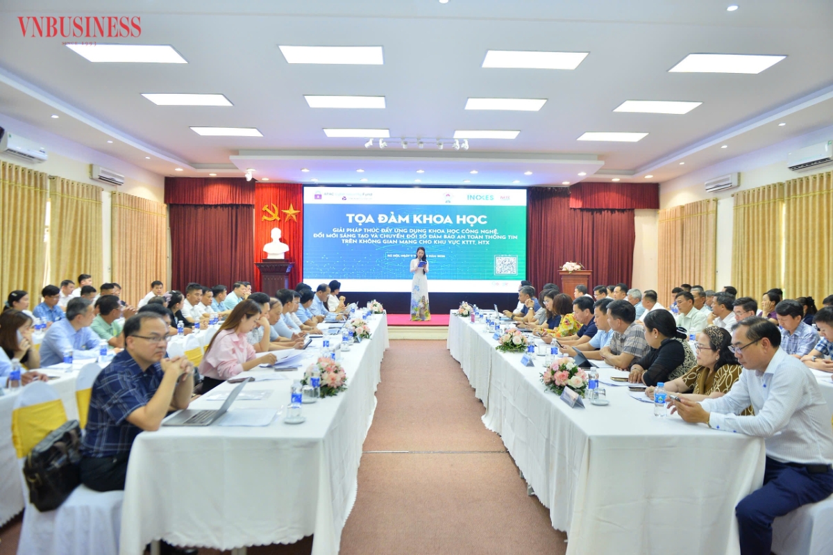 Toạ đàm thu hút đông đảo chuyên gia, HTX tham gia.