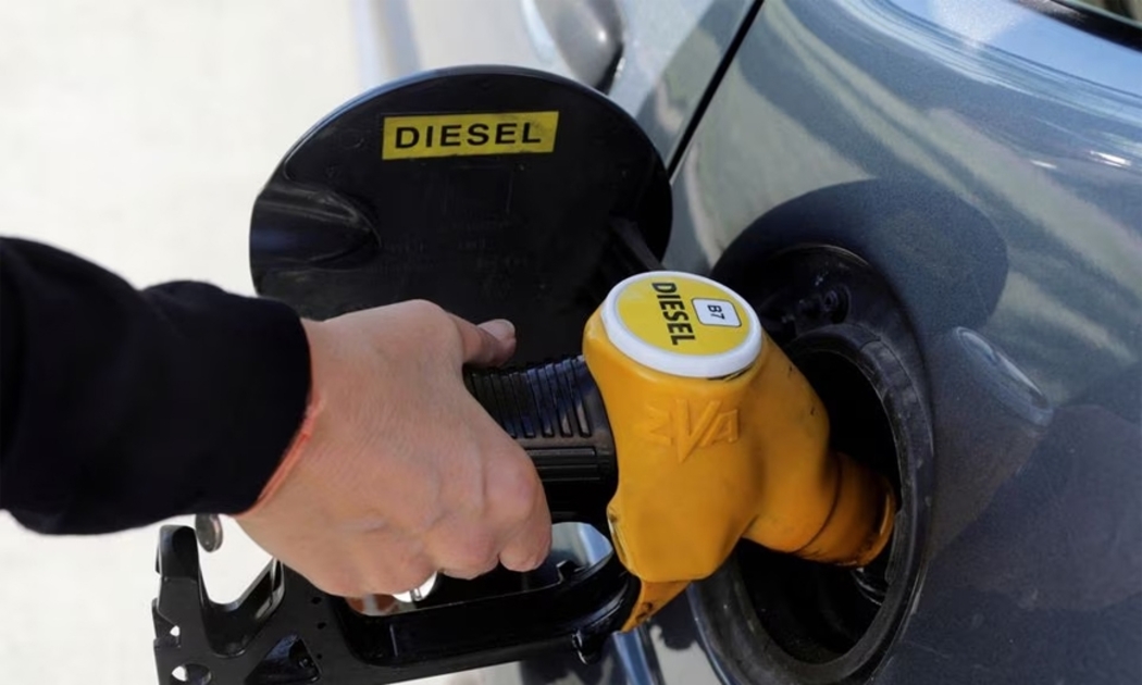 Giá dầu ngày 9/4 giảm mạnh.