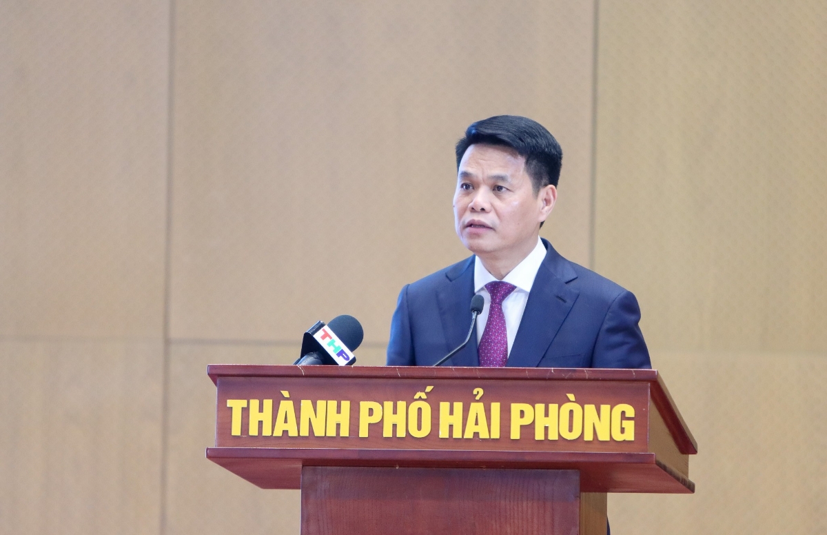 Tân Bí thư Thành uỷ Hải Phòng Lê Ngọc Châu phát biểu nhận nhiệm vụ.