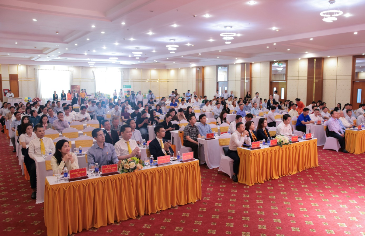 Sự kiện quy tụ hơn 150 đại biểu, bao gồm đại diện lãnh đạo các sở, ban, ngành, hiệp hội doanh nghiệp, các doanh nghiệp trên địa bàn TP. Cần Thơ.