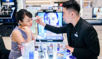 Thị trường sản phẩm làm đẹp 2026: Mua online dẫn đầu nhưng trải nghiệm thực tế vẫn là lợi thế cốt lõi