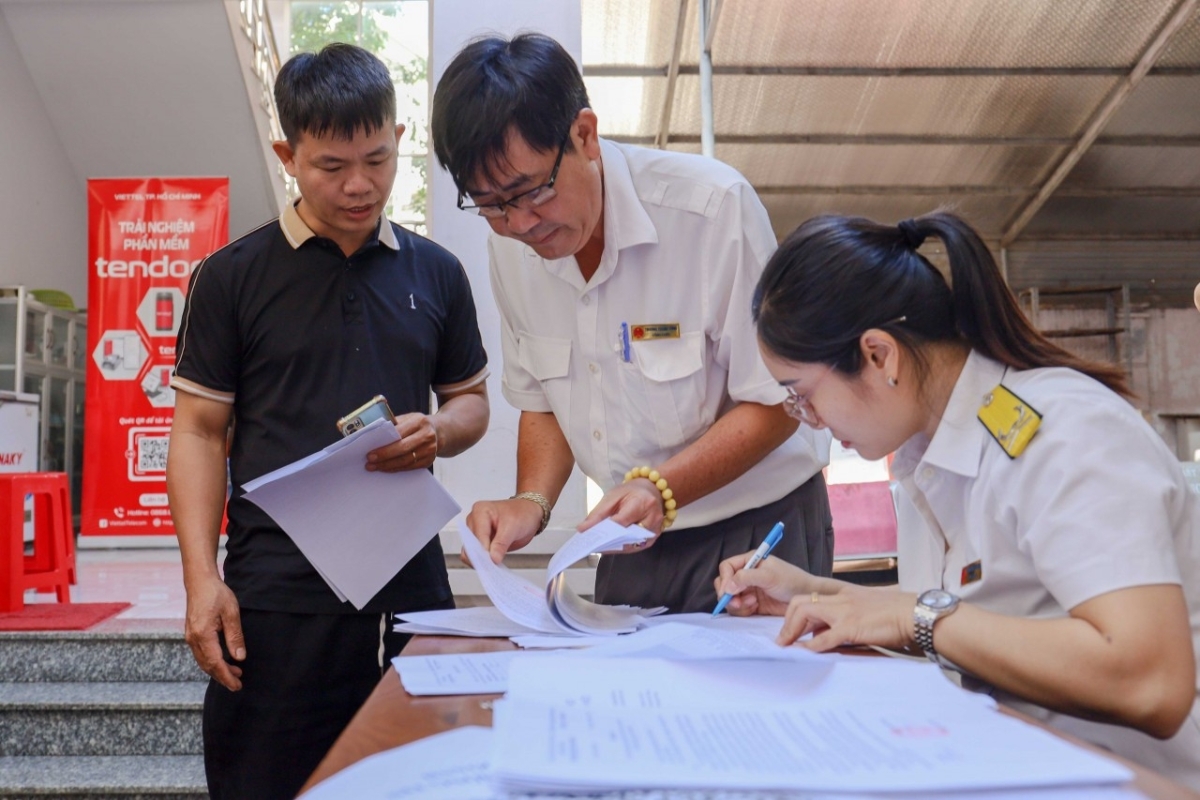 Năm 2026, người làm công ăn lương sẽ được giảm trừ thêm cho chi phí y tế và giáo dục.