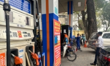 Giá dầu trong nước ngày 16/4 giảm sâu