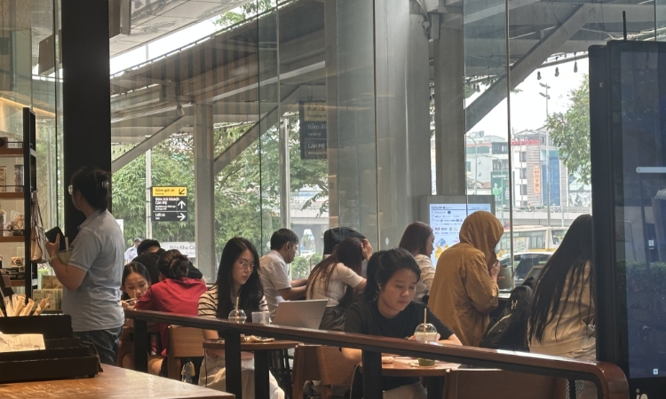 F&B thời mới: Quán cà phê bán đồ uống hay kinh doanh chỗ ngồi?