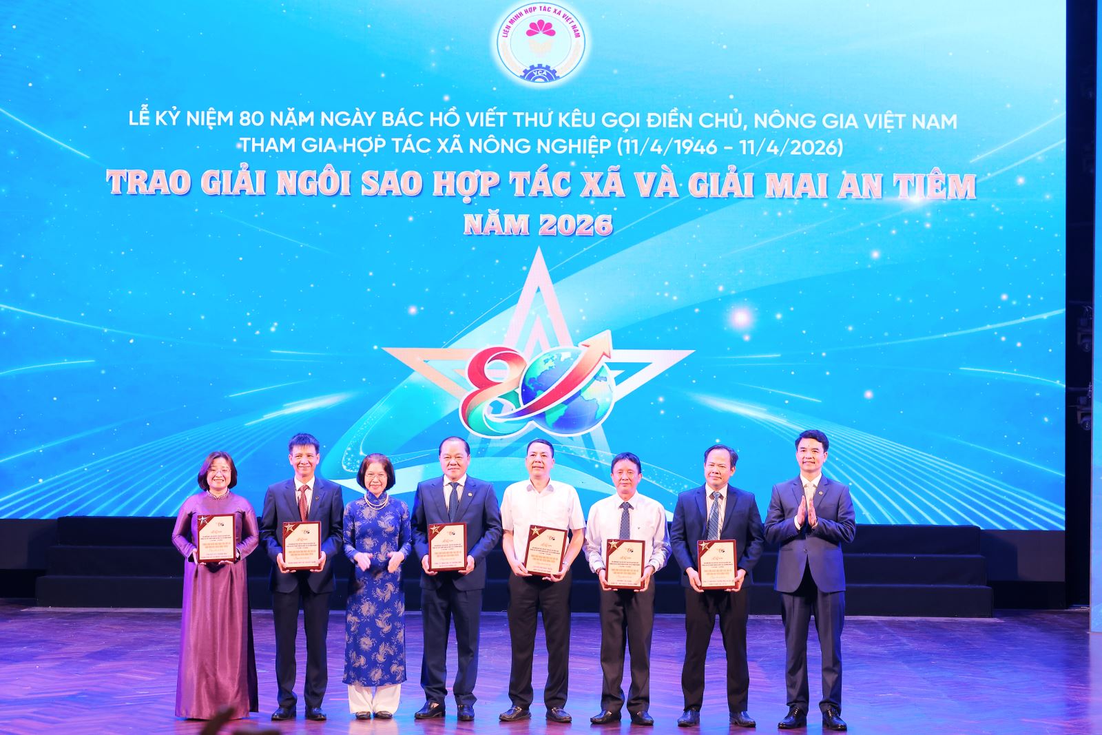 Co-opBank đồng hành cùng Lễ trao Giải Ngôi sao Hợp tác xã và Giải Mai An Tiêm năm 2026