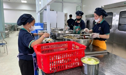 Yêu cầu cấp thiết phải đổi mới cách thức quản lý, nhằm ngăn chặn thực phẩm bẩn len lỏi vào đời sống.