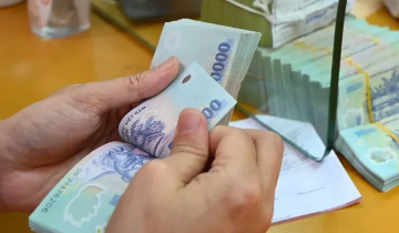 Có nên “tất tay” vào vàng, chứng khoán, bất động sản khi lãi suất giảm?