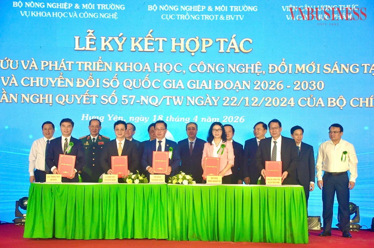 Lễ ký kết các thoả thuận hợp tác chiến lược giữa ThaiBinh Seed và đối tác.