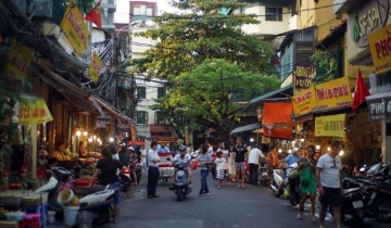 Chợ truyền thống được “số hóa”: Thêm ki ốt tự động, bán hàng qua livestream