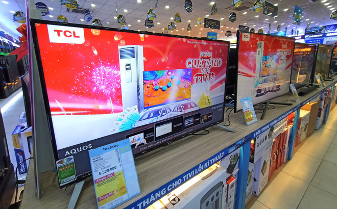 Sức mua tivi chậm lại dù nhiều chương trình giảm giá.