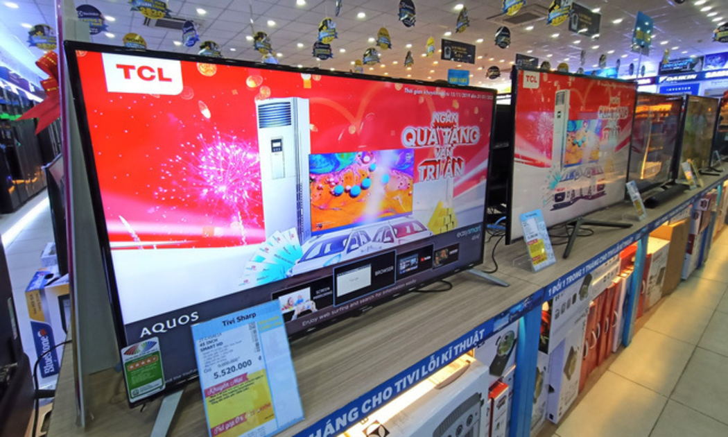 Sức mua tivi chậm lại dù nhiều chương trình giảm giá.