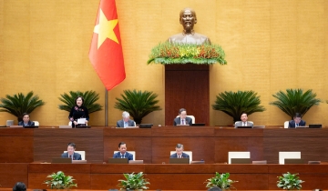 Dư nợ bất động sản vọt lên 4,5 triệu tỷ đồng, Đại biểu Quốc hội đề xuất thu phí nhà đất thứ hai